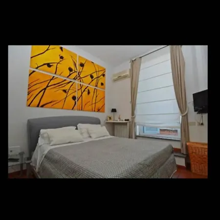 Joivy Welcoming Flat With Balcony Near Piazza Di Spagna 아파트 *