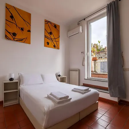 Joivy Welcoming Flat With Balcony Near Piazza Di Spagna *