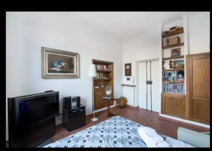 Joivy Welcoming Flat With Balcony Near Piazza Di Spagna Apartment Rome
